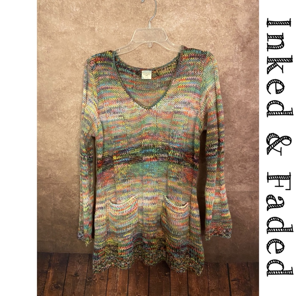 Inked & Faded-100% acrylic multi-color sweater w/pockets-Women’s size L-EUC